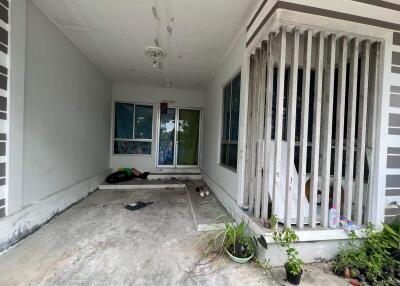 87 Sqm., 1 Bed, 1 Bath Townhouse listed for ฿ 950,000.