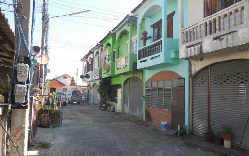 64 Sqm., 1 Bed, 1 Bath Townhouse listed for ฿ 950,000.