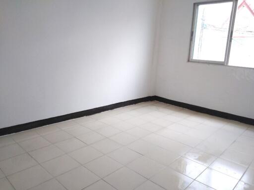 72 Sqm., 1 Bed, 1 Bath Townhouse listed for ฿ 950,000.