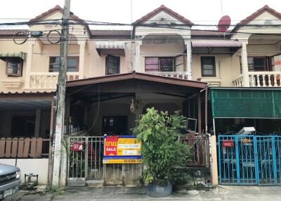 72 Sqm., 1 Bed, 1 Bath Townhouse listed for ฿ 1,050,000.