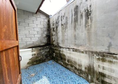 80 Sqm., 2 Beds, 1 Bath Townhouse listed for ฿ 1,050,000.