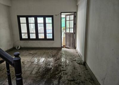 64 Sqm., 1 Bed, 1 Bath Townhouse listed for ฿ 1,050,000.