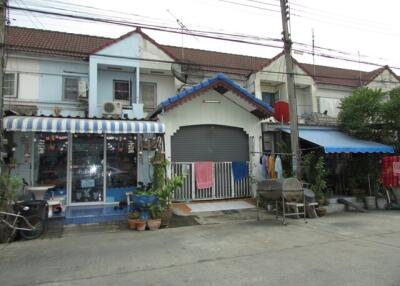 64 Sqm., 1 Bed, 1 Bath Townhouse listed for ฿ 790,000.