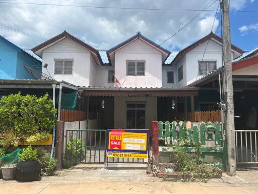 83 Sqm., 2 Beds, 1 Bath Townhouse listed for ฿ 998,000.