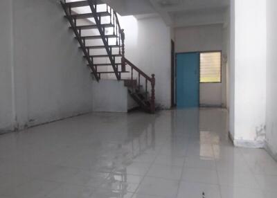 64 Sqm., 1 Bed, 1 Bath Townhouse listed for ฿ 998,000.