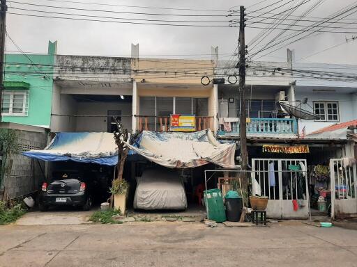 72 Sqm., 1 Bed, 1 Bath Townhouse listed for ฿ 998,000.