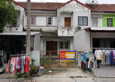 64 Sqm., 1 Bed, 1 Bath Townhouse listed for ฿ 990,000.