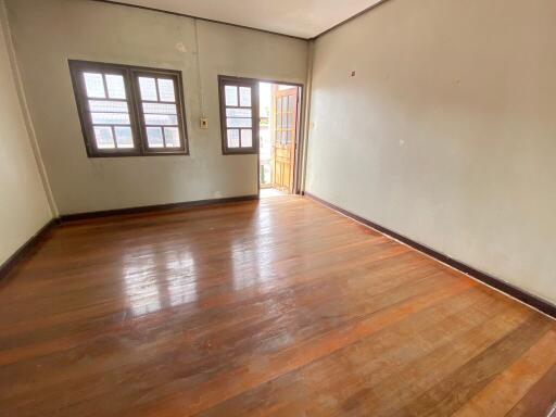 76 Sqm., 1 Bed, 1 Bath Townhouse listed for ฿ 945,000.