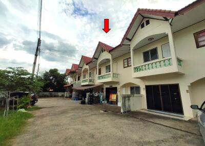 89 Sqm., 2 Beds, 2 Baths Townhouse listed for ฿ 855,000.