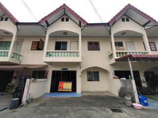 89 Sqm., 2 Beds, 2 Baths Townhouse listed for ฿ 855,000.