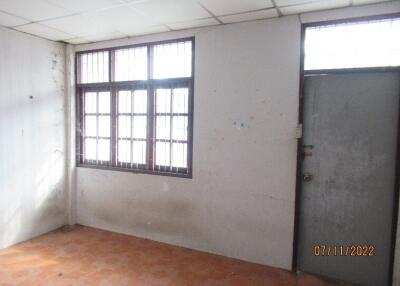 50 Sqm., 1 Bed, 1 Bath Townhouse listed for ฿ 945,000.