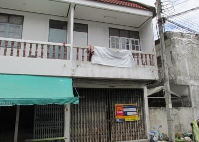 50 Sqm., 1 Bed, 1 Bath Townhouse listed for ฿ 945,000.