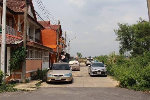 72 Sqm., 3 Beds, 2 Baths Townhouse listed for ฿ 945,000.