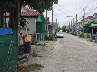 80 Sqm., 1 Bed, 1 Bath Townhouse listed for ฿ 855,000.