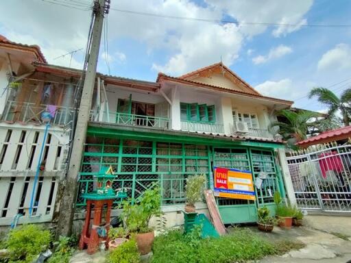 72 Sqm., 2 Beds, 2 Baths Townhouse listed for ฿ 855,000.