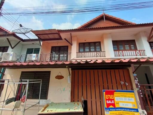 72 Sqm., 2 Beds, 2 Baths Townhouse listed for ฿ 855,000.