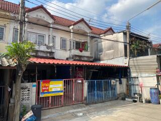 66 Sqm., 1 Bed, 1 Bath Townhouse listed for ฿ 945,000.