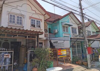 64 Sqm., 3 Beds, 2 Baths Townhouse listed for ฿ 855,000.