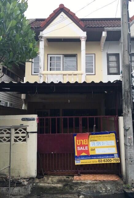 64 Sqm., 1 Bed, 1 Bath Townhouse listed for ฿ 808,000.