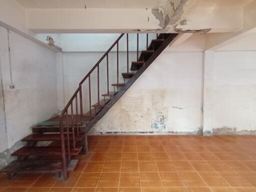 64 Sqm., 1 Bed, 1 Bath Townhouse listed for ฿ 893,000.