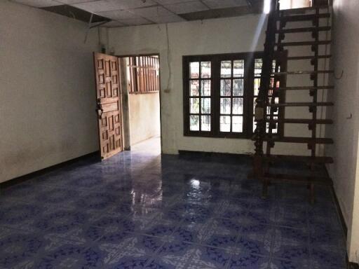 82 Sqm., 1 Bed, 1 Bath Townhouse listed for ฿ 808,000.
