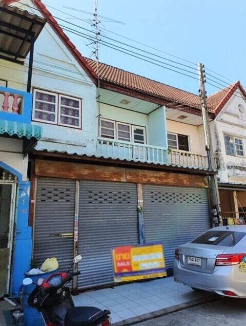 78 Sqm., 2 Beds, 2 Baths Townhouse listed for ฿ 808,000.