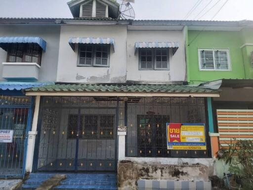 70 Sqm., 3 Beds, 2 Baths Townhouse listed for ฿ 893,000.