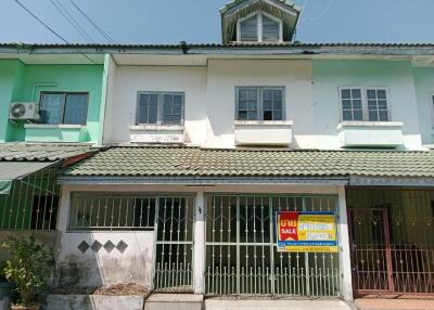 70 Sqm., 3 Beds, 2 Baths Townhouse listed for ฿ 893,000.