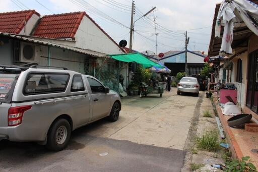 96 Sqm., 2 Beds, 1 Bath Townhouse listed for ฿ 660,000.