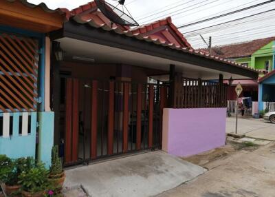 84 Sqm., 1 Bed, 1 Bath Townhouse listed for ฿ 779,000.