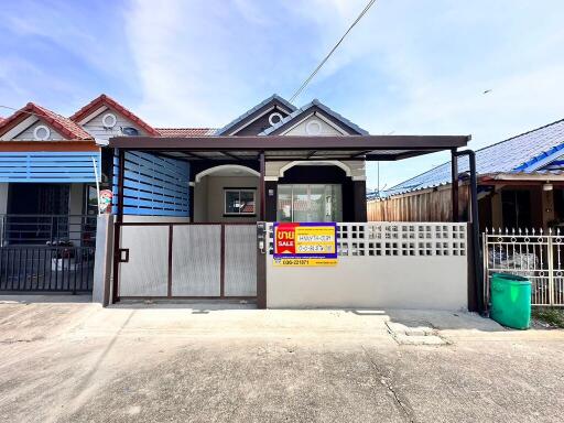126 Sqm., 2 Beds, 1 Bath Townhouse listed for ฿ 851,000.