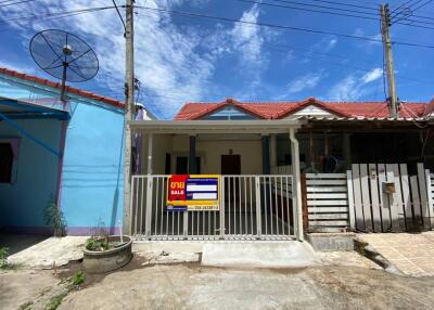 64 Sqm., 1 Bed, 1 Bath Townhouse listed for ฿ 720,000.