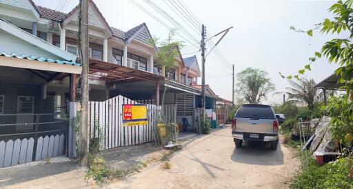 72 Sqm., 1 Bed, 1 Bath Townhouse listed for ฿ 840,000.