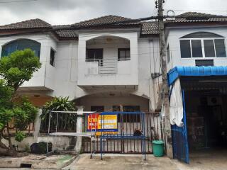 74 Sqm., 1 Bed, 1 Bath Townhouse listed for ฿ 840,000.