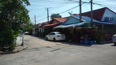 78 Sqm., 2 Beds, 1 Bath Townhouse listed for ฿ 760,000.