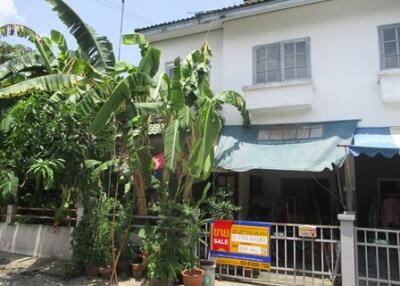 70 Sqm., 1 Bed, 1 Bath Townhouse listed for ฿ 840,000.