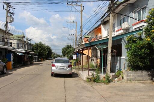 72 Sqm., 1 Bed, 1 Bath Townhouse listed for ฿ 840,000.