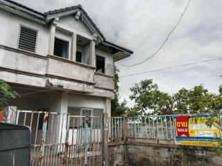 112 Sqm., 1 Bed, 1 Bath Townhouse listed for ฿ 840,000.