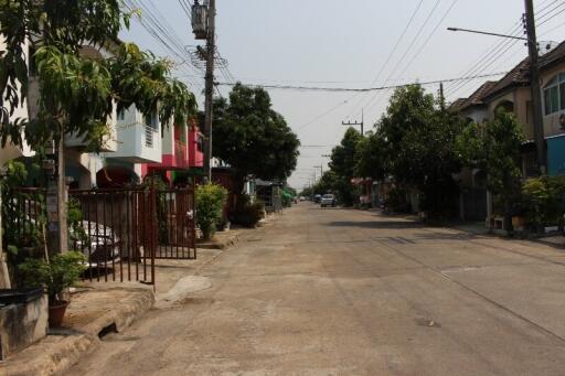 74 Sqm., 1 Bed, 1 Bath Townhouse listed for ฿ 760,000.