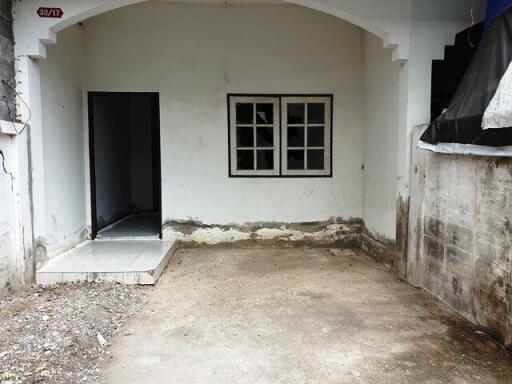 64 Sqm., 2 Beds, 2 Baths Townhouse listed for ฿ 650,000.