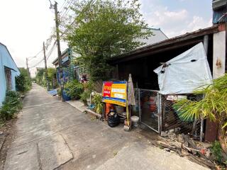 84 Sqm., 1 Bed, 1 Bath Townhouse listed for ฿ 713,000.