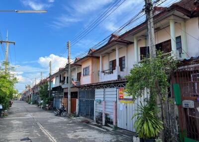 101 Sqm., 1 Bed, 1 Bath Townhouse listed for ฿ 713,000.