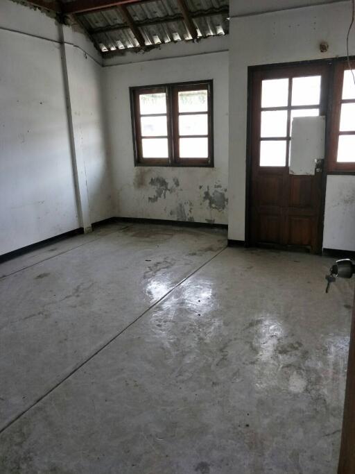 84 Sqm., 2 Beds, 2 Baths Townhouse listed for ฿ 713,000.