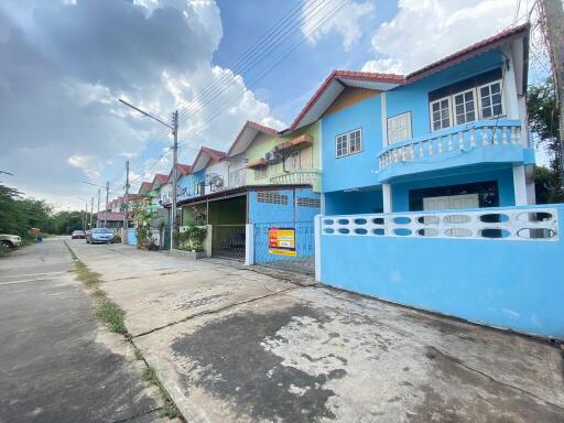 104 Sqm., 3 Beds, 2 Baths Townhouse listed for ฿ 713,000.