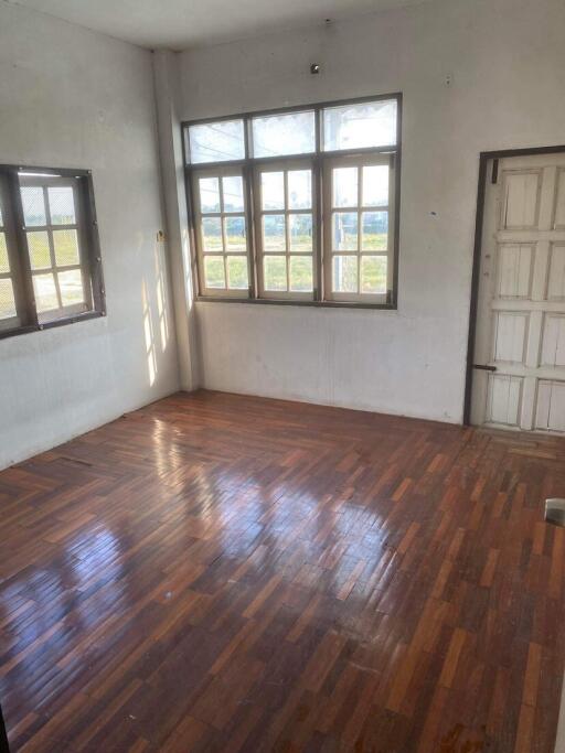 104 Sqm., 3 Beds, 2 Baths Townhouse listed for ฿ 713,000.