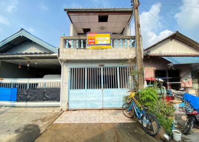 64 Sqm., 2 Beds, 2 Baths Townhouse listed for ฿ 703,000.