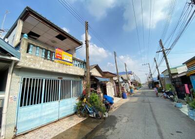 64 Sqm., 2 Beds, 2 Baths Townhouse listed for ฿ 703,000.