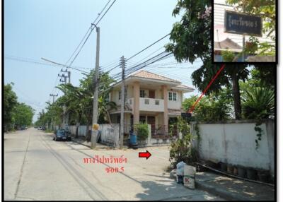 96 Sqm., 2 Beds, 1 Bath Townhouse listed for ฿ 770,000.