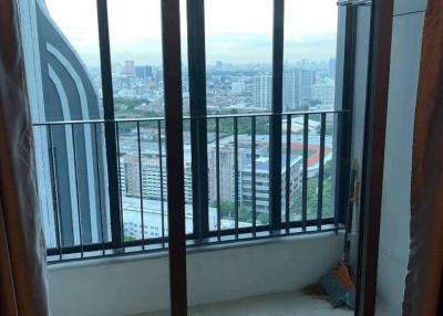 1 Bed 1 Bath 33.58 Sqm Condo For Sale