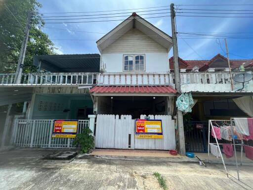 66 Sqm., 3 Beds, 2 Baths Townhouse listed for ฿ 665,000.